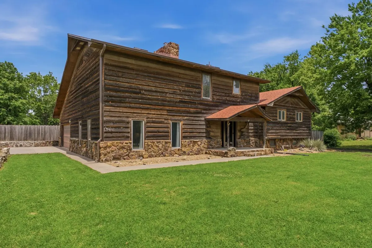 416 W North St, Leon, KS 67074 - #1