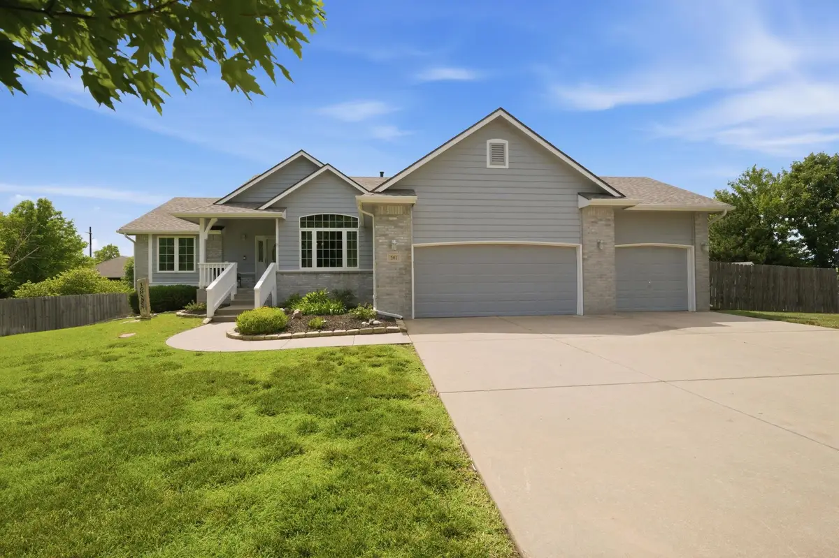 201 N Tanner Trail Ct, Valley Center, KS 67147 - #1