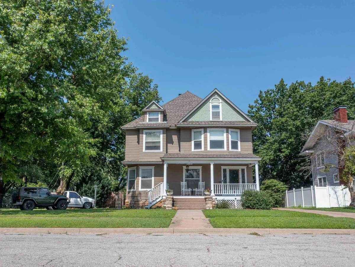 116 N F, Wellington, KS 67152 - #1