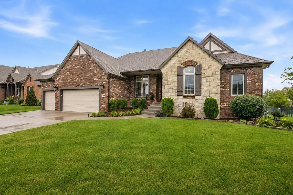 2249 N Stonegate, Andover, KS 67002 - #1