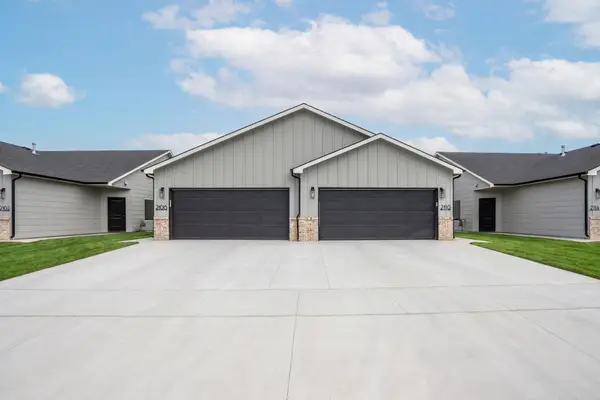 2200-2202 E Plaza Court, Haysville, KS 67060