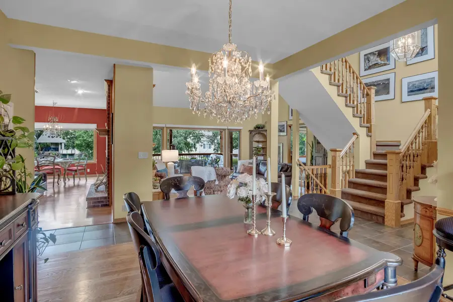 1039 N Post Oak Rd, Wichita, KS 67206 - #3