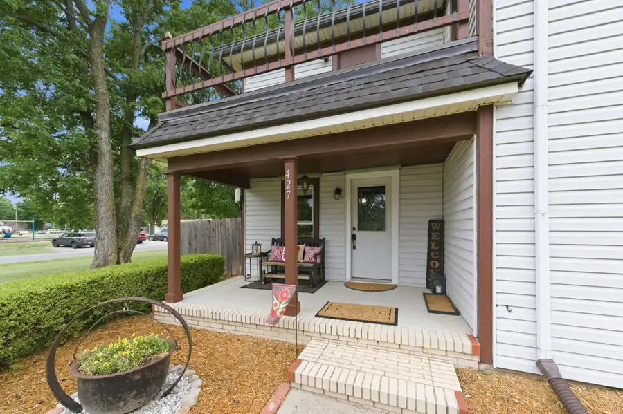 427 S Willow St, Douglass, KS 67039 - #2
