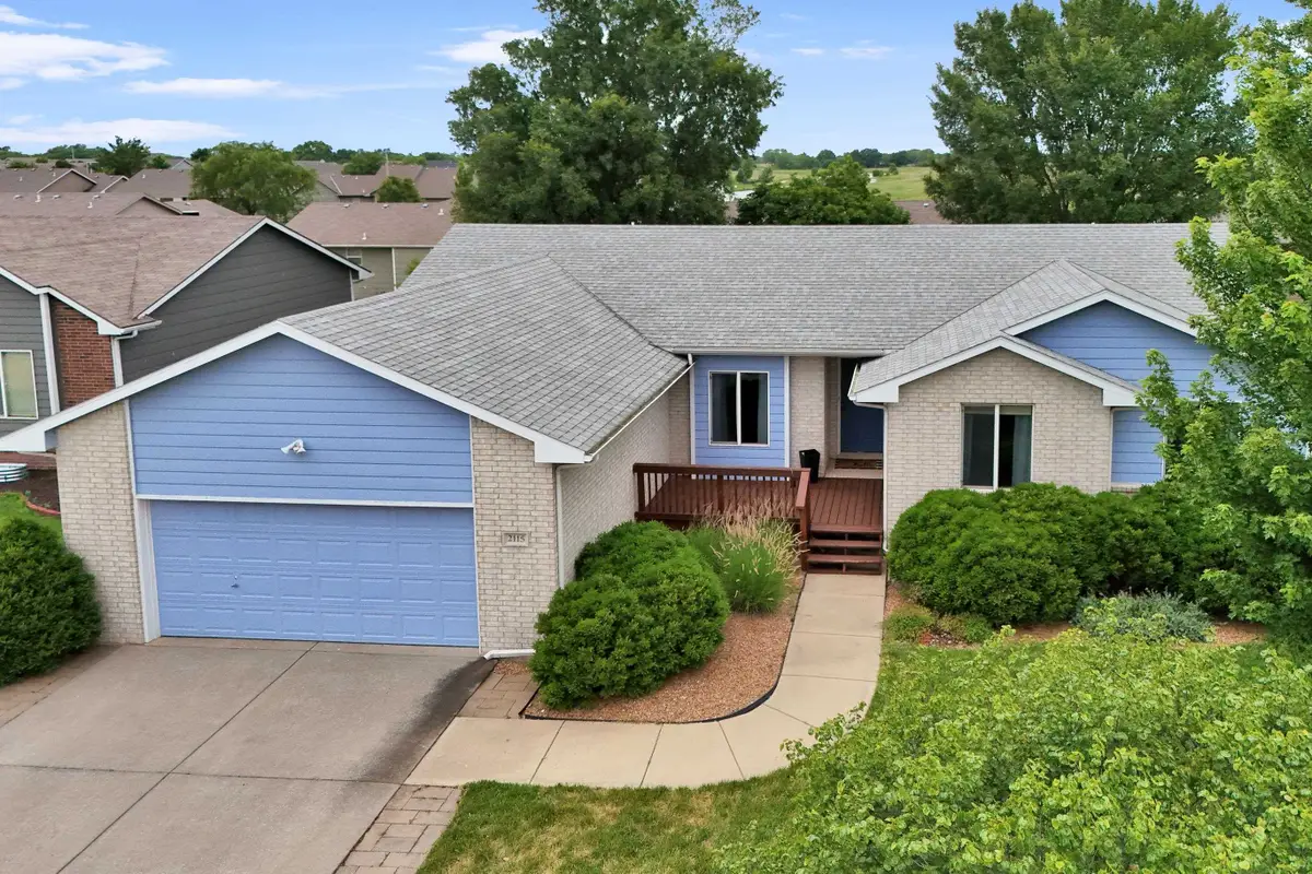2115 Bristol Ln, Newton, KS 67114 - #1