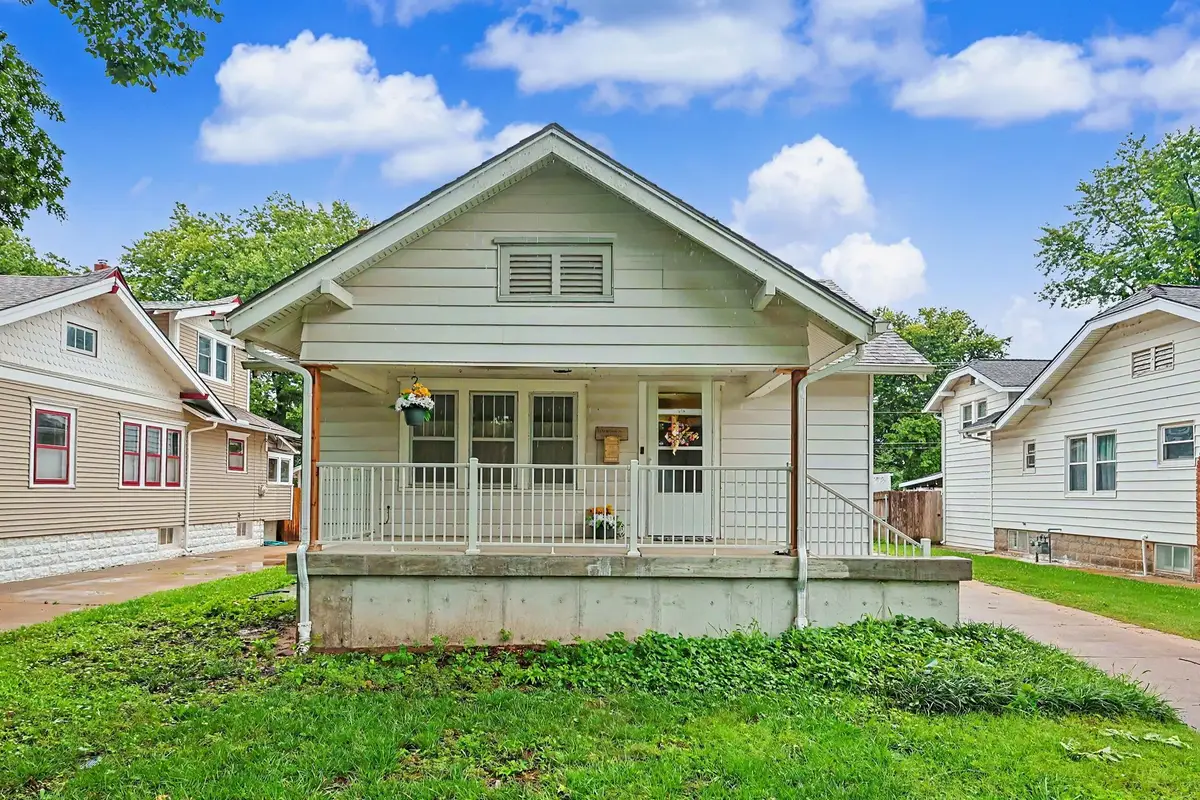 1044 N Perry Ave, Wichita, KS 67203 - #1