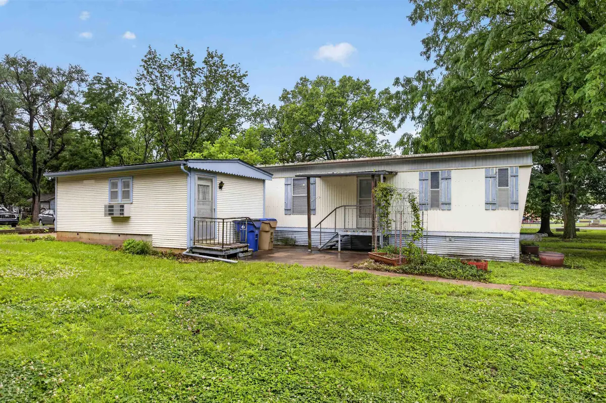 607 E Highland, Towanda, KS 67144 - #1