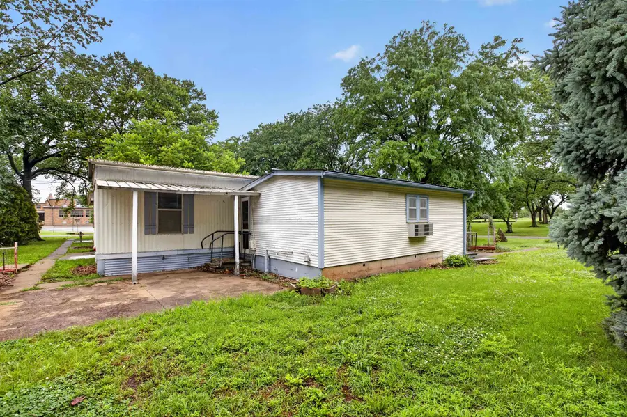 607 E Highland, Towanda, KS 67144 - #2