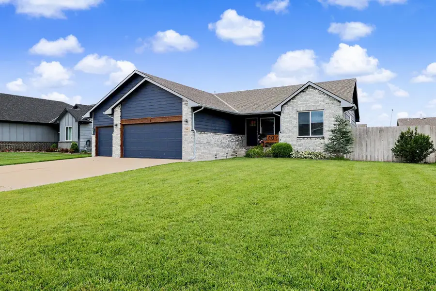 906 N Saint Andrew, Goddard, KS 67052 - #3