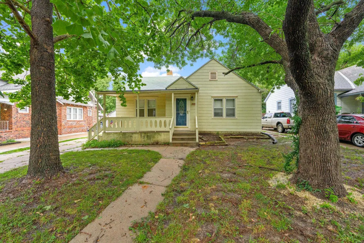 537 S Broadview, Wichita, KS 67218 - #1