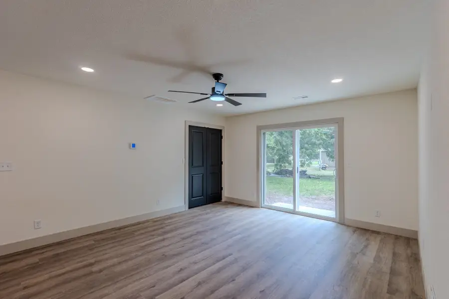 212 N West St, Leon, KS 67074 - #3