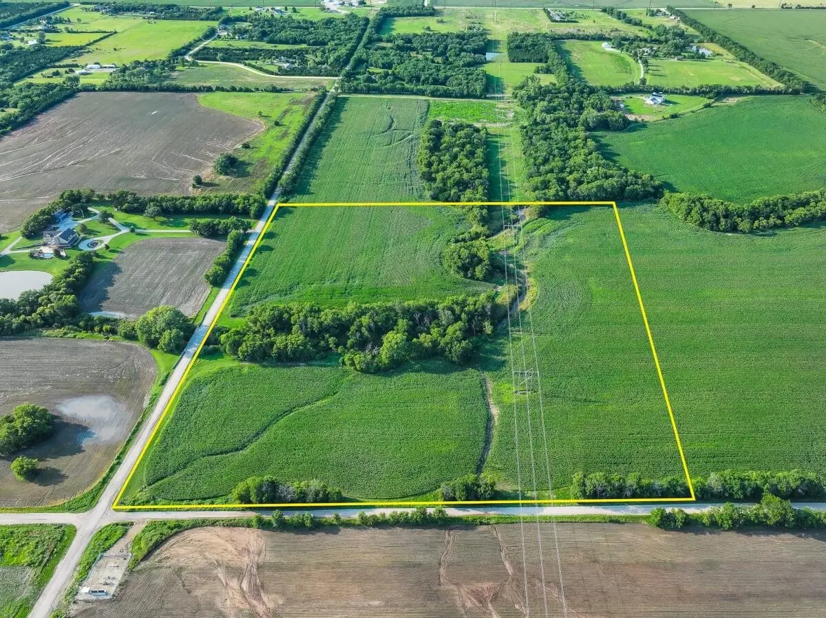 000 SW County Line Rd, Benton, KS 67017 - #1