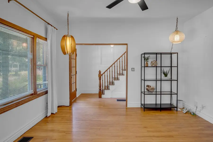126 E 14th St, Newton, KS 67114 - #3