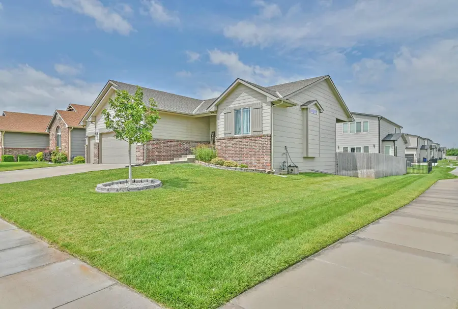 3739 N Pepper Ridge, Wichita, KS 67205 - #3
