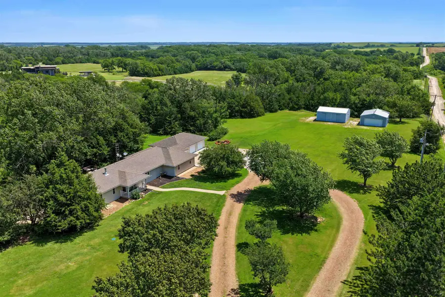 1707 Coronado Rd, Bennington, KS 67422 - #2