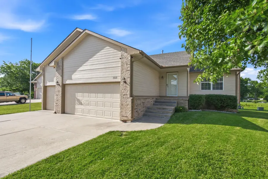 5313 Shadowridge Court, Wichita, KS 67220 - #3