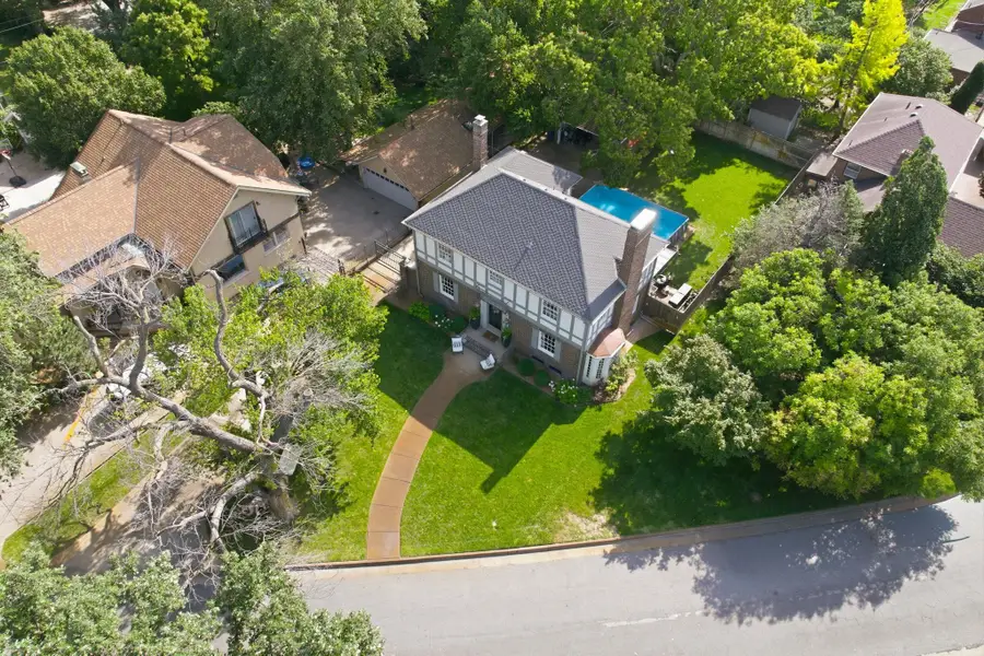 960 N Back Bay, Wichita, KS 67203 - #2