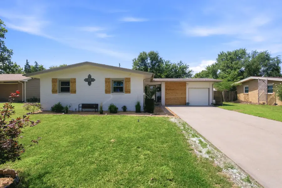 8421 W 9th St N, Wichita, KS 67212 - #2