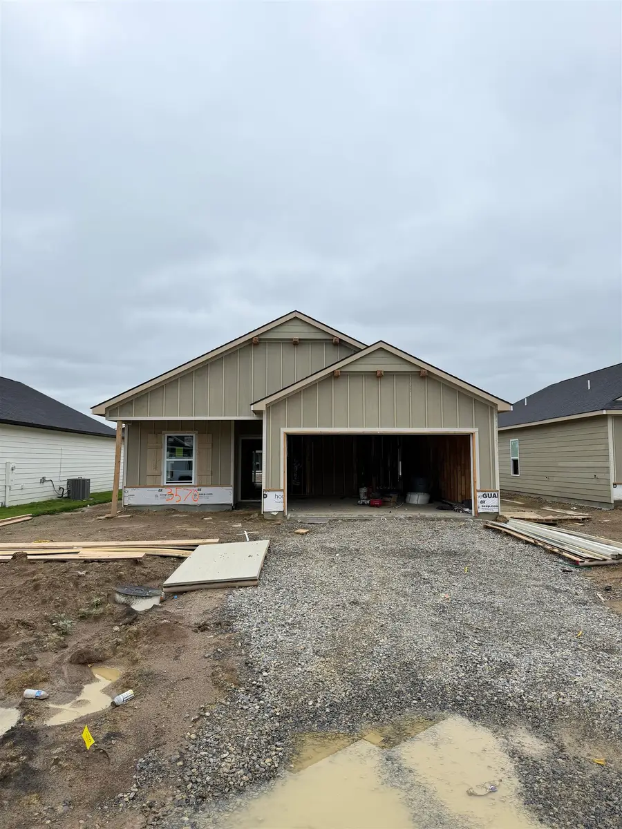 3570 E Bearsden St, Derby, KS 67037-7821 - #2