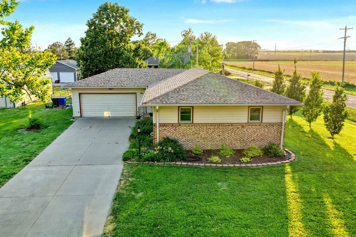 515 N Pine St, Lindsborg, KS 67456 - #1