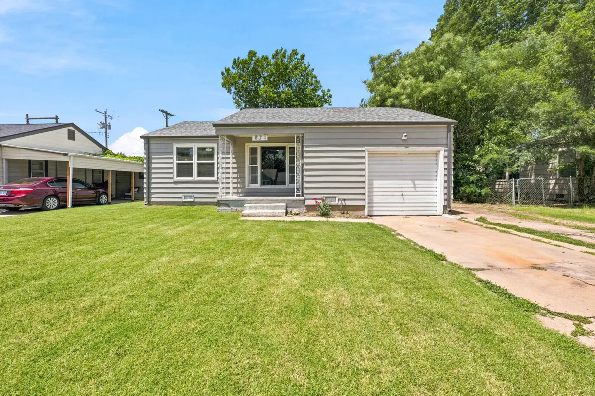 831 S Christine Ave, Wichita, KS 67218 - #1