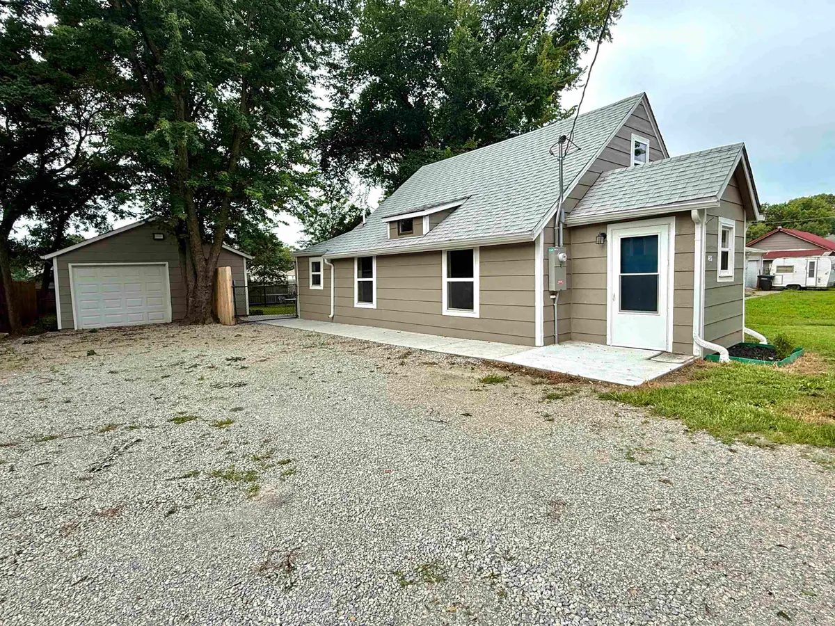 413 E 14th, Augusta, KS 67010 - #1