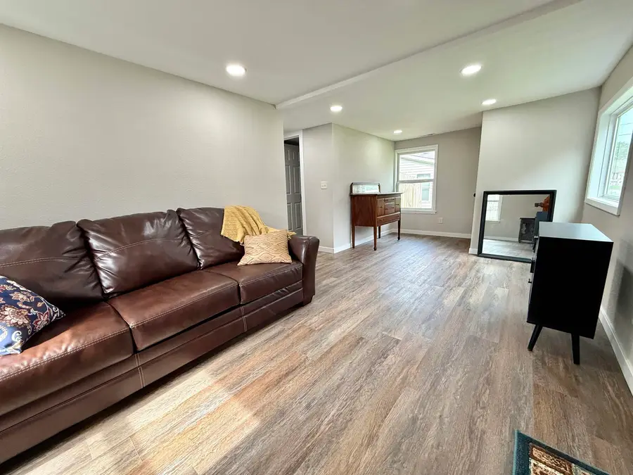 413 E 14th, Augusta, KS 67010 - #3