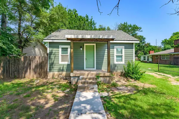 1242 N Piatt Ave, Wichita, KS 67214