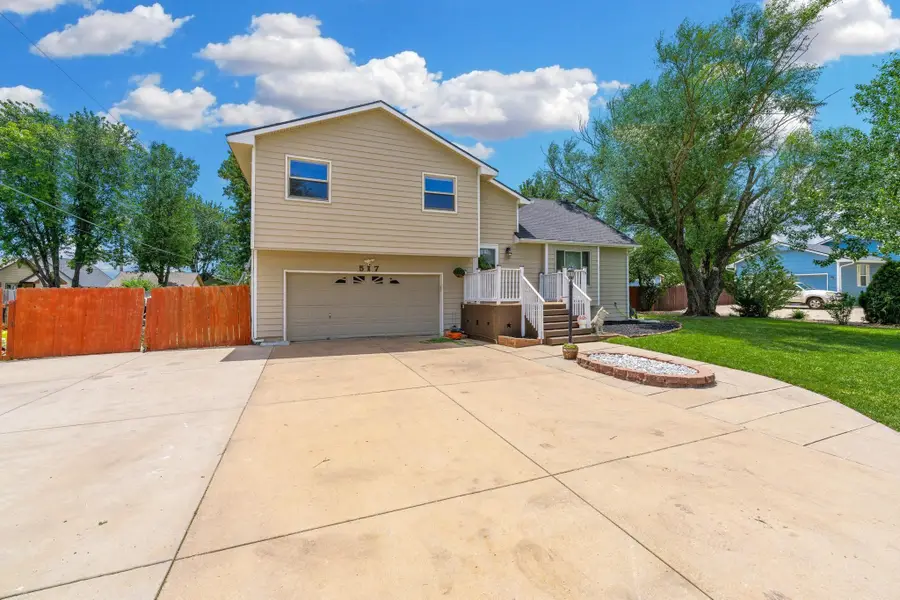 517 E Brownie, Rose Hill, KS 67133 - #2