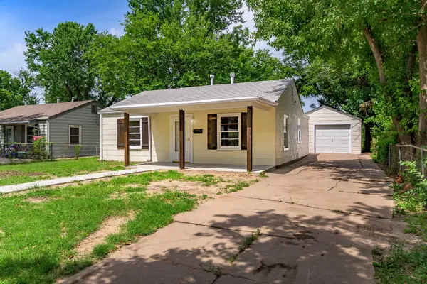 2101 S Madison Ave, Wichita, KS 67211-5414