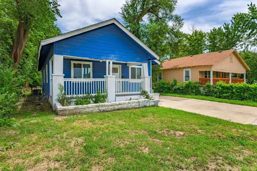 1106 N Grove Ave, Wichita, KS 67214 - #3
