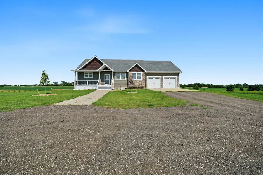 87 Autumn Leaf, Bennington, KS 67422 - #2
