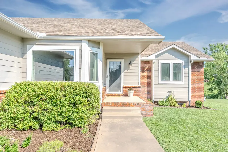 933 E Lost Hills Ct, Derby, KS 67037 - #3