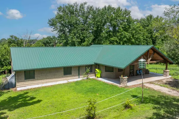 30199 93rd Dr., Arkansas City, KS 67005