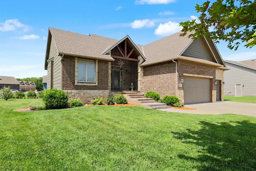 1615 N Obsidian St, Wichita, KS 67235 - #2