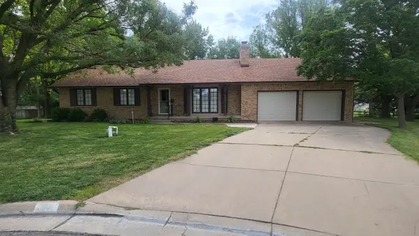 840 Trinity Court, Newton, KS 67114
