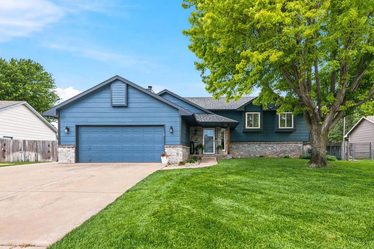 1308 W Loring, Haysville, KS 67060 - #1