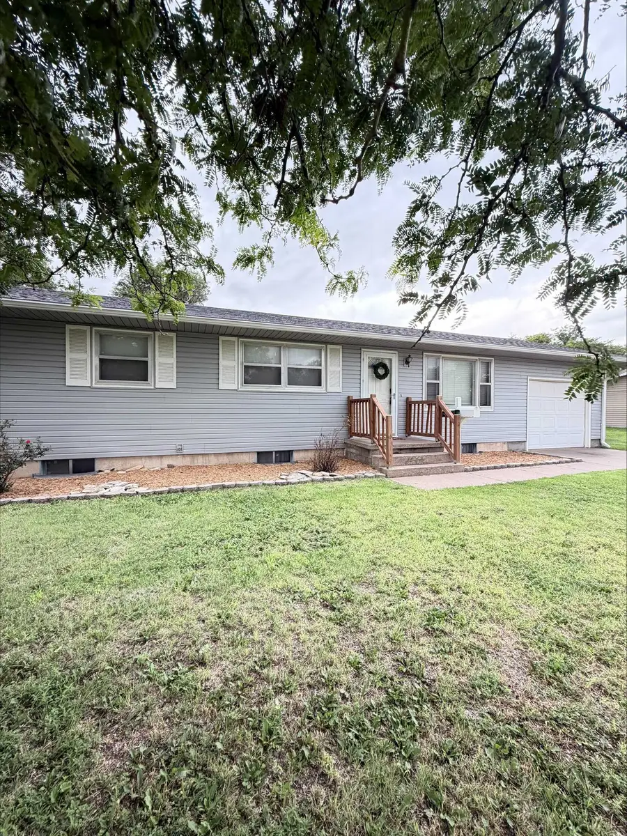 1317 Haney Dr, Hays, KS 67601 - #2