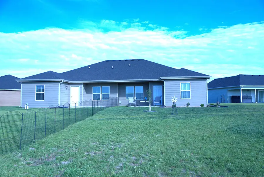 3004 Fountain, Salina, KS 67401 - #3