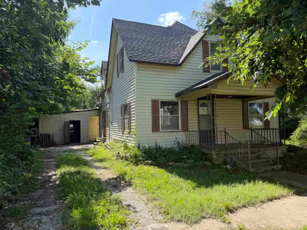 521 N Mulberry St, Eureka, KS 67045