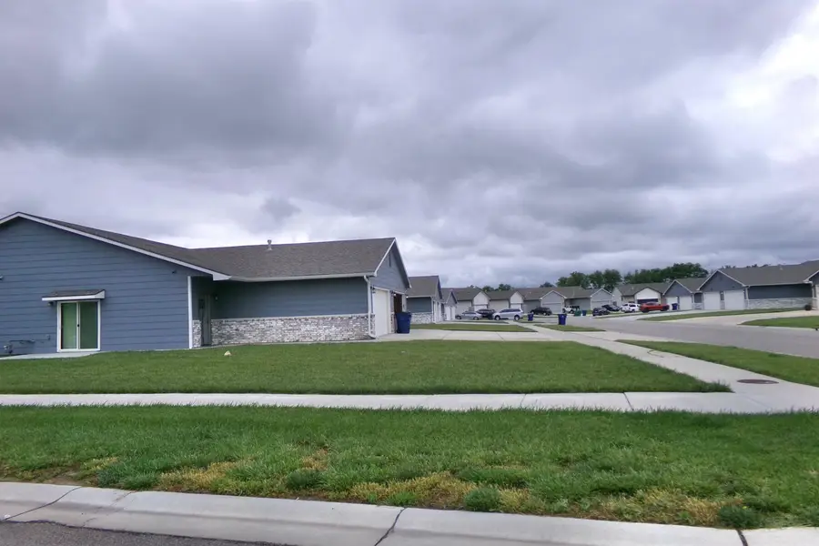 10607-10609 E Conifer St, Wichita, KS 67207 - #3