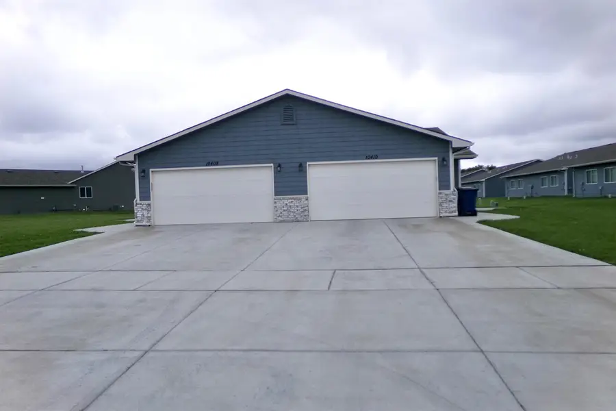 10602-10604 E Conifer St, Wichita, KS 67207 - #3