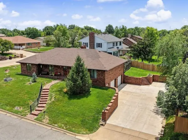 2530 Argonne Dr., Salina, KS 67401