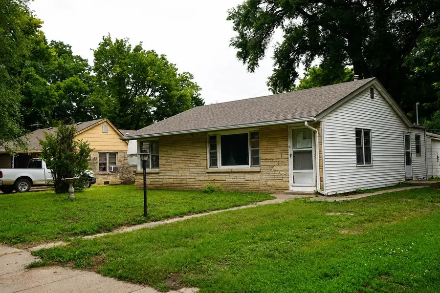 412 N Washington, El Dorado, KS 67042 - #2