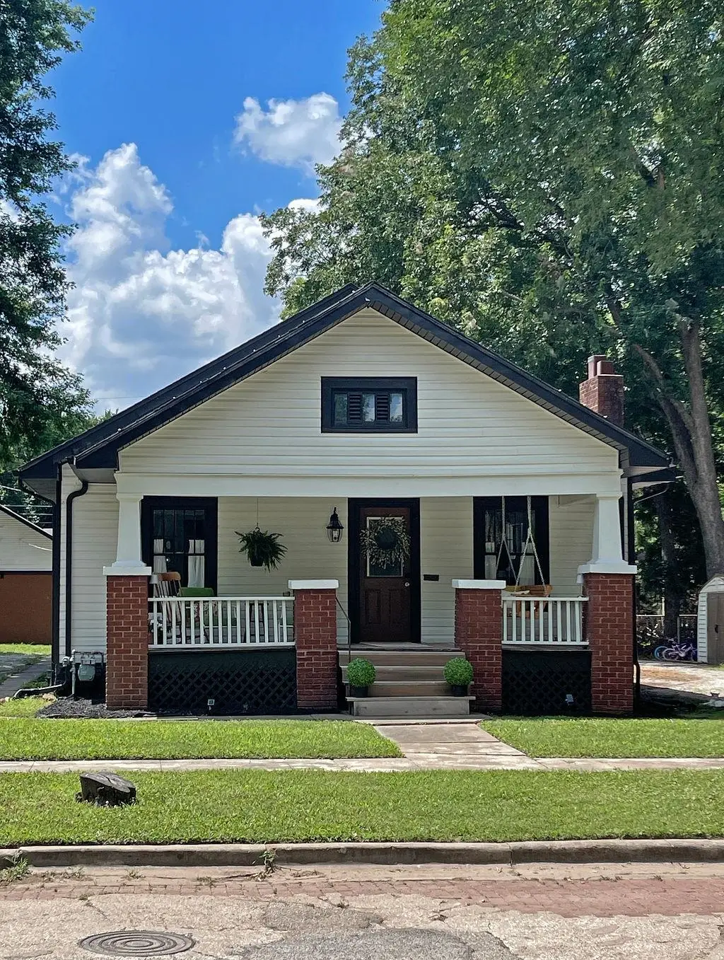 1007 E 14th, Winfield, KS 67156 - #1