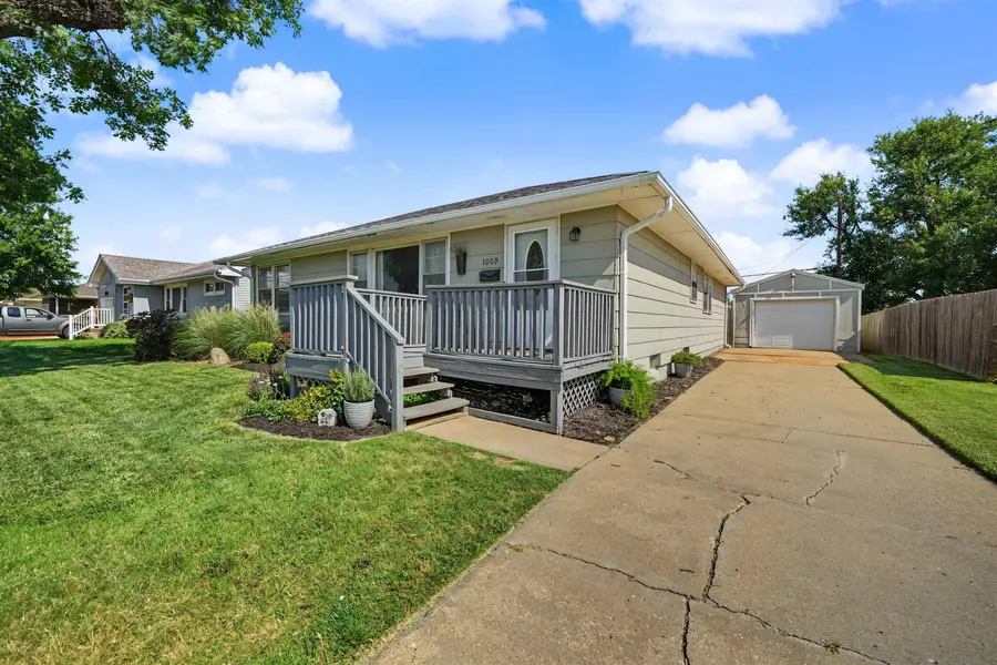 1009 E Claflin Ave, Salina, KS 67401 - #2