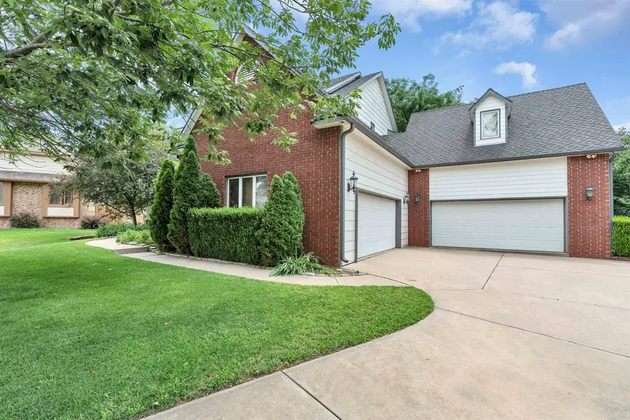 9438 W Sterling Ct, Wichita, KS 67205 - #2