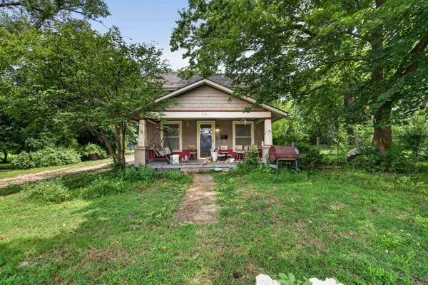 315 E Division, Peabody, KS 66866
