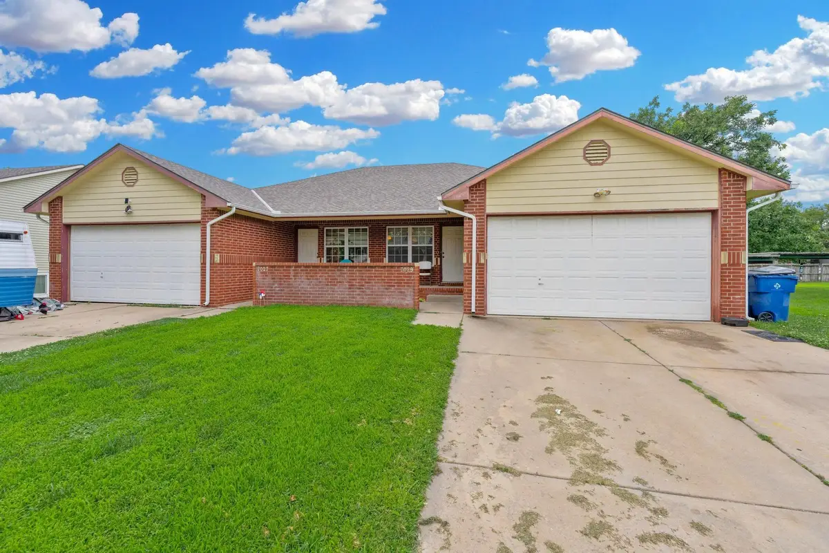 7027 W Sheriac Cir, Wichita, KS 67209 - #1