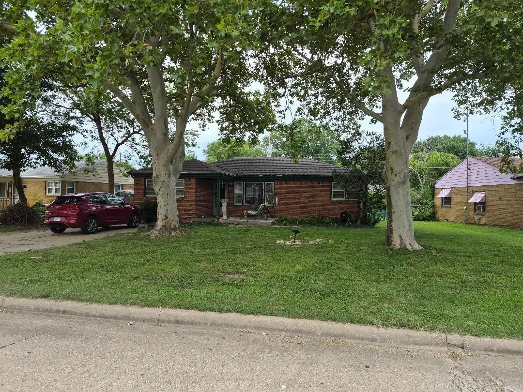 2858 S Laura, Wichita, KS 67216 - #1