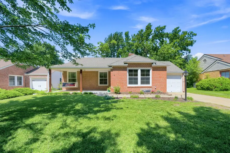 251 N Parkwood Ln, Wichita, KS 67208 - #2